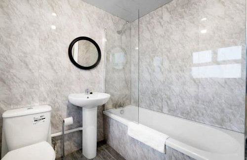 NEW! 4BR in Stanley - Photo 26