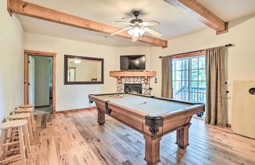 Spacious Lake Arrowhead Home with Putting Green - Foto 33