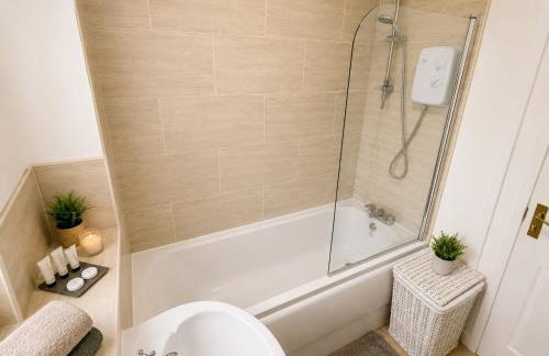 Convenient Manchester city centre 3BD with free parking - Photo 14