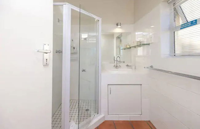 Perfect Getaway in Clifton - Photo 9