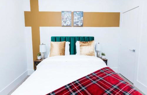 Cozy and Chic 3BR Retreat in Downtown Houston - Foto 18