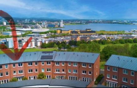 4 bed Townhouse with spectacular views 4 miles from Cardiff 10min drive or train journey to city centre - Photo 1