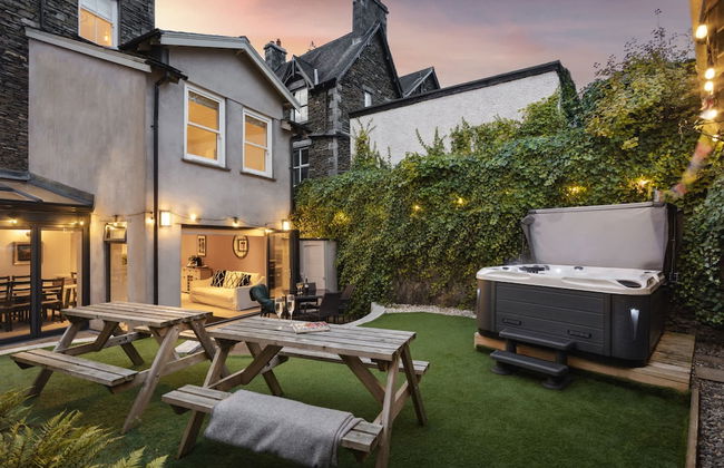 Rosemount X3 Bed Townehouse With Hot Tub - Foto 7