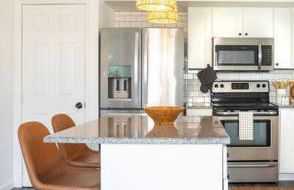 Cozy getaway - 5 min drive to beach - Foto 29