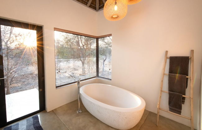Villa Appelblaar Luxury 4 Bedroom Villa Home in the South African Bush - Photo 46