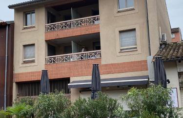 Meublé classé Carmes , entrée autonome, wifi, climatisé, petit parking privé - Foto 18