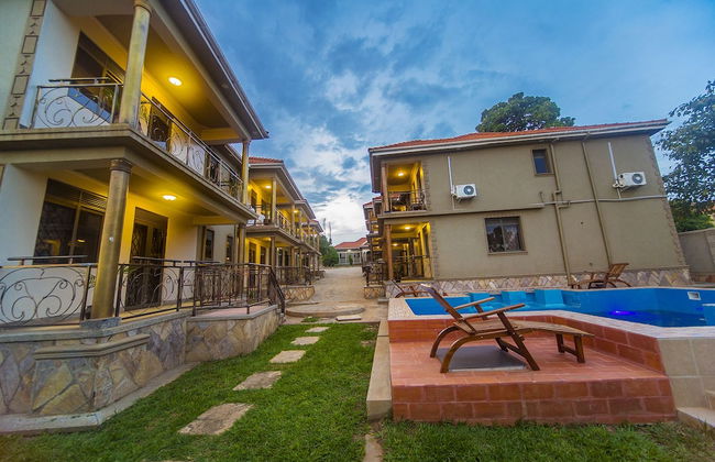 Victoria Breeze Hotel Apartment - Photo 41