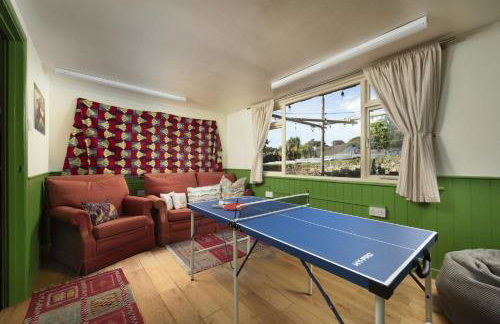 Master Shipwrights House - Great Location - Free WiFi & Parking - Fireplace - Photo 17