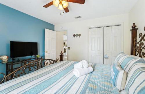 Breezy PCB Vacation Rental with Lanai, Walk to Ocean - Photo 16