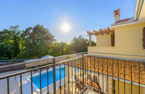 Villa David - luxurious secluded villa with a heated pool - Foto 6