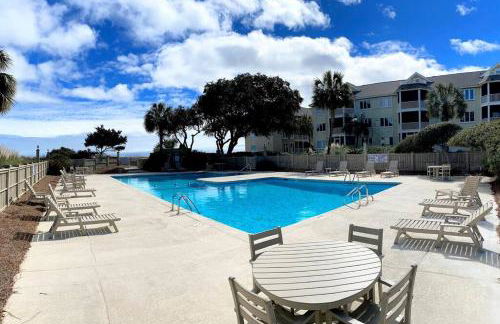 Port O' Call C302 - IOP Island Retreat! Treetop Oceanview! - Foto 6