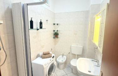 Relax con terrazza giardino e posto auto - Photo 5