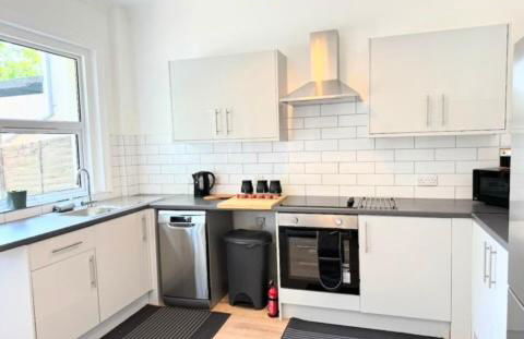 3 Large double bedroom House - Newly Refurbished! - Foto 11