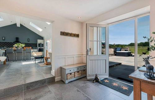 Fairvale House - Photo 48