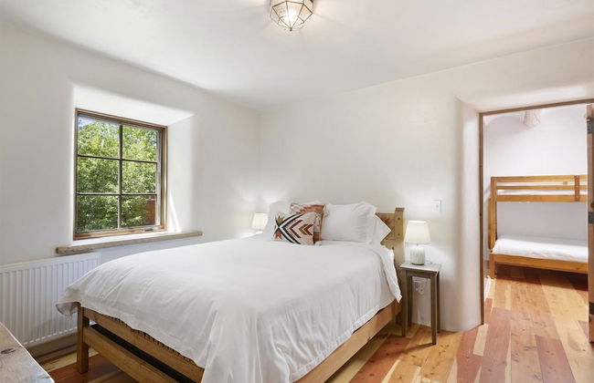 El Torreon - Exclusive Luxury Home, Nestled Next to Water and Trees - Foto 2