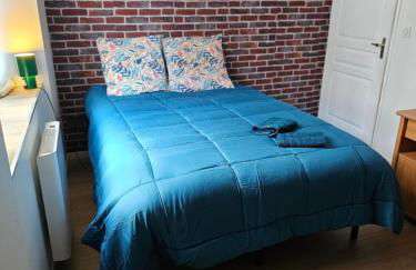 T3 entier confortable Centre historique de Montluçon Gare à 10 min à pied 6 personnes - Foto 1