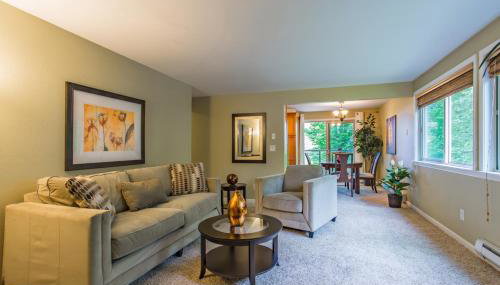 Sea View, Best Area, No Stairs, WD, 2 Bedrooms, Jacuzzi Bath, New Carpet, Balcony, View, 825sf - Foto 2