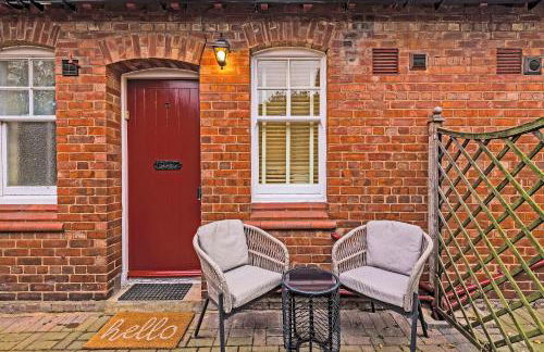 Country Charm Cottage Sleeps 4 & Free Parking - Photo 49