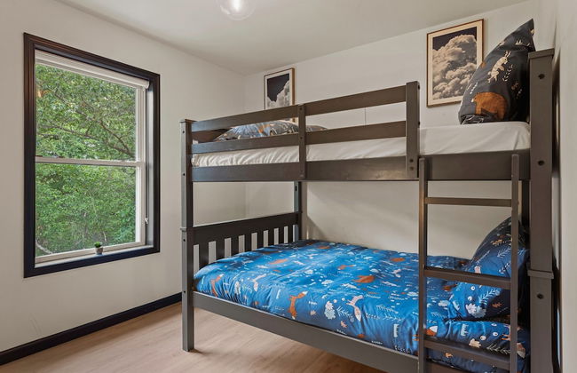 For Lake Sake by Avantstay Lakefront Hot Tub View - Photo 51