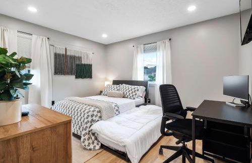 Beautiful Ranch with Outdoor Patio and Room for 6 - Photo 19