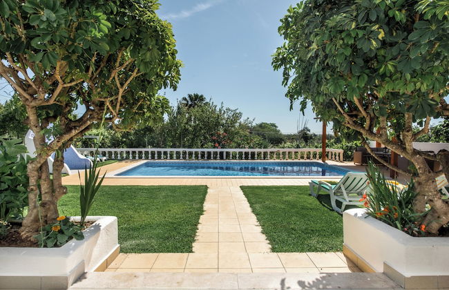 Villa V3 With Private Pool and air Conditioning and Free Wifi Internet - Photo 22