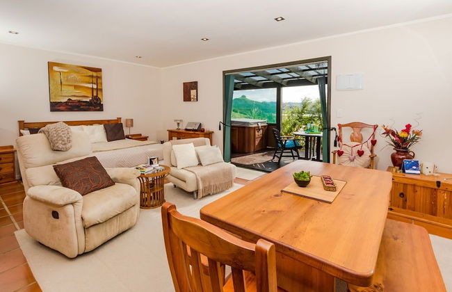 Coastal Chalet Suites - Foto 8