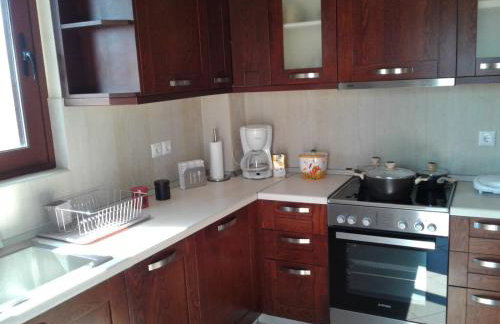 Avia, house with privillaged view, 100 meters from the sea - Photo 10