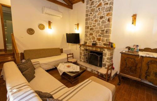 Cheerful 3 bedroom cottage with indoor fireplace - Foto 46