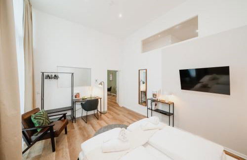 Homely Berlin - New Build , near River , Main Station , Family & Business - Photo 15