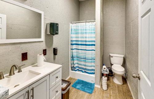 Gym Access On-Site: Cabin w/ Deck in Red Oak! - Foto 26