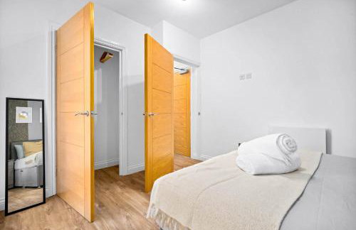 Stylish 2 Bedroom Flat in Birmingham JQ, Sleeps 6, Free WIFI and Secure Parking - Foto 6