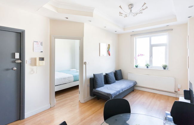 Euston Modern Apartments - Photo 61