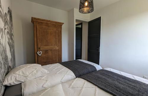 Maison rénovée avec piscine, parc arboré et proche de la gare à Chamalières-sur-Loire - FR-1-582-469 - Foto 21