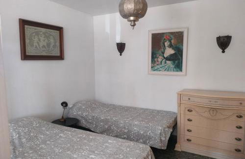 Villa with Private Pool and Gorgeous View - Photo 11