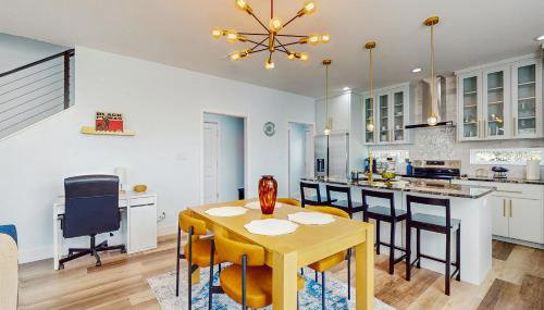 Modern Living in Texas! Home 2 Blocks to Lake LBJ - Foto 3