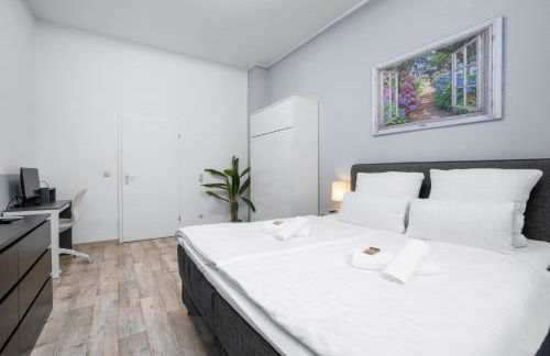 Tolles Design, hochwertig, Vollausstattung, 3 Zimmer, großes Bad & Gäste-WC, große Küche, 3 x Smart TV, 11 min zum Hbf Duisburg - Photo 14