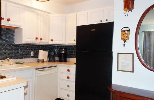 Marylander Condominiums, 90 steps from the beach - Foto 38