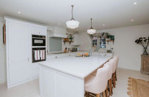 Hayward House, Hot Tub, Large Garden - Foto 12