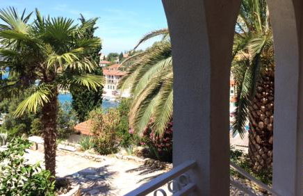 Apartment in Maslinica 70m from the sea - Photo 79