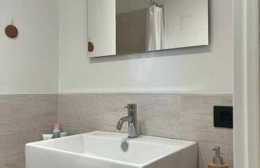 CasaBella Design Studio with balcony Navigli Area - Foto 21