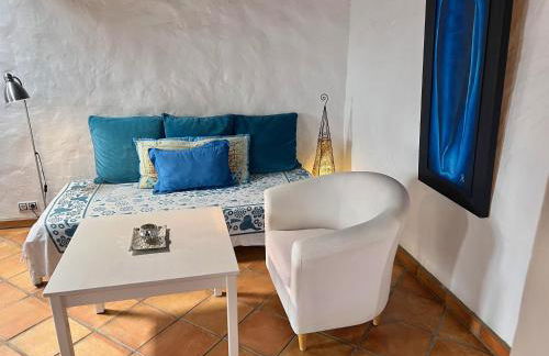 Finca PrivateGardens DoubleBed FreeP Tv Wifi - Photo 29