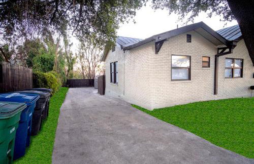 Cozy Downtown Guest House 2br/1ba Sleeps 8 - Foto 2