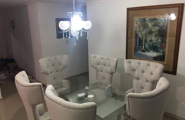 Total New!! Exclusive!! Apt At Paradise V . - Foto 15