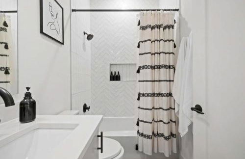 Rainey St Retreat - Cowboy Pool & Urban Chic - Foto 28