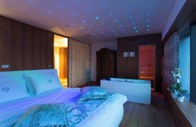 Villa Eva w/ Pool & Spa in Goriska Brda - Photo 2