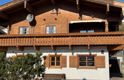 Einzigartiges Alpenstil Chalet mit Panoramablick - Foto 49