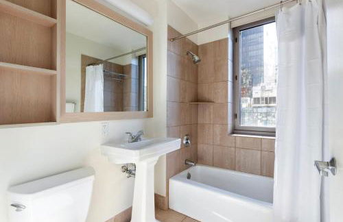 Blueground Hells Kitchen fitness center nr Hudson River Park NYC-2086 - Photo 16