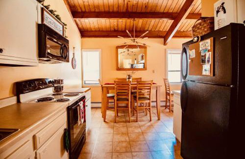 Exposed Beam 3BR Modern Mountain Retreat - Foto 11