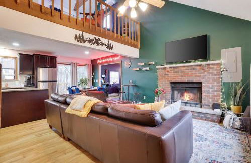 Hot tub - Game Loft & Arcade - 2 King Beds - Pet Friendly - Foto 2