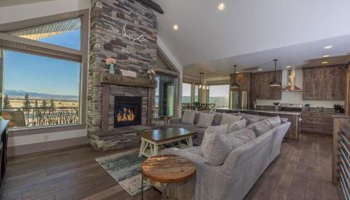 Sugar Loaf Haven by KABINO Huge Views Garage Fishing Snowmobile - Foto 2